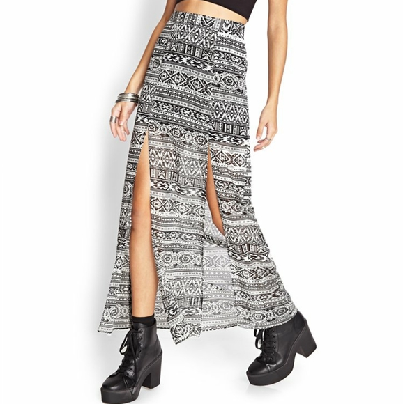 Forever 21 Dresses & Skirts - Black Print Fall Maxi Skirt